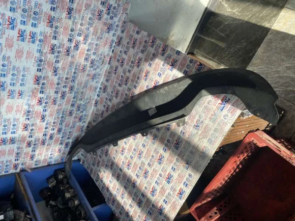 5E6807521 | Skoda Octavia Arka Tampon Spoyleri VAG