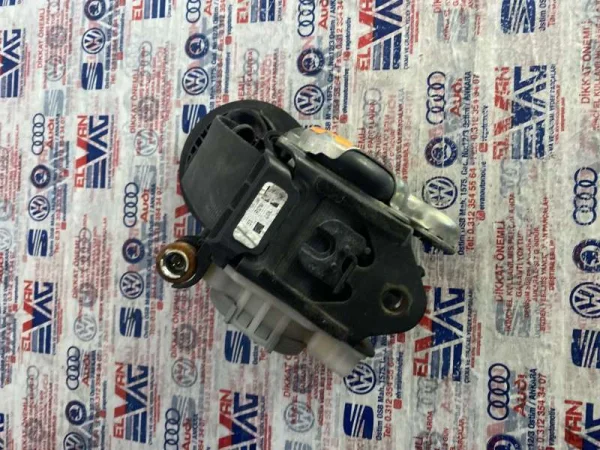 5F4857705B | Seat Leon Sol Ön Emniyet Kemeri VAG