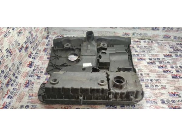 036129607DH | VW Polo Motor Üst Kapağı VAG