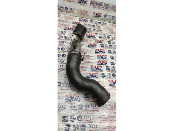 078145720H | Sağ İntercooler Hortumu | Audi A4, A6 VAG
