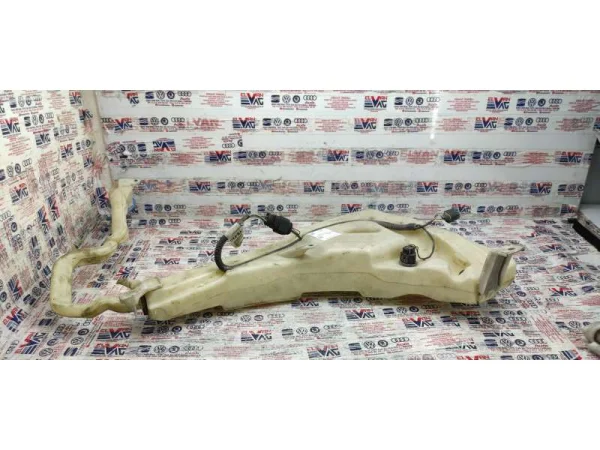 7L5955463B | Silecek Suyu Deposu VAG