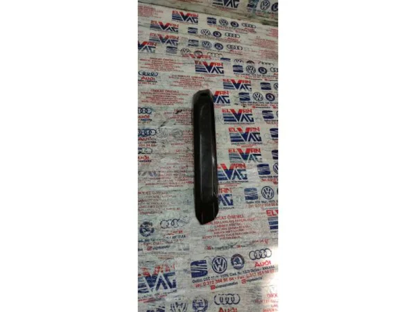8W2837240 | Audi A4 Sağ Dış Kapı Kolu Çıtası VAG