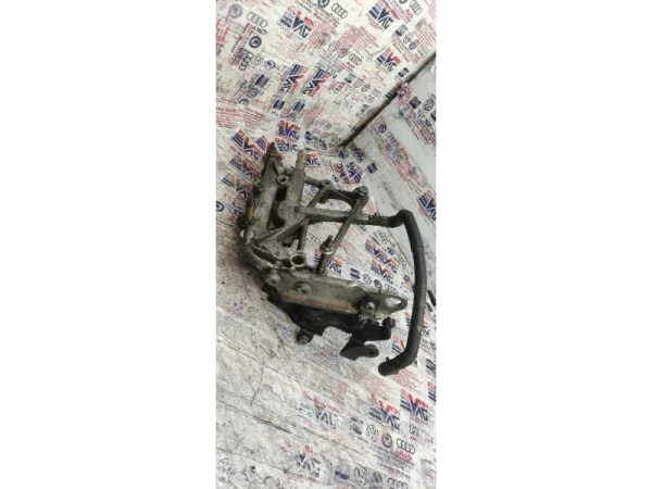 2N0121079BL | VW Crafter Soğutma Suyu Boru Braketi VAG
