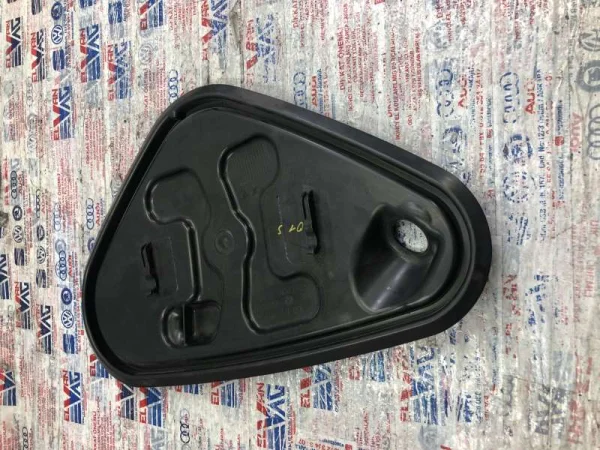 3G0839915 | Sol Arka Kapı İç Sacı Kapağı VAG