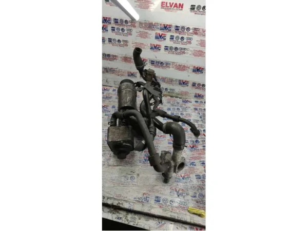 021133687A | Yakıt Borusu Sabitleme Braketi | VW Amarok, Crafter - Audi 80 Serisi, A4 - Seat Alhambra, Toledo VAG