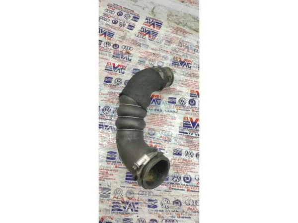 8E0145790P | Audi A4 Turbo Hortumu VAG