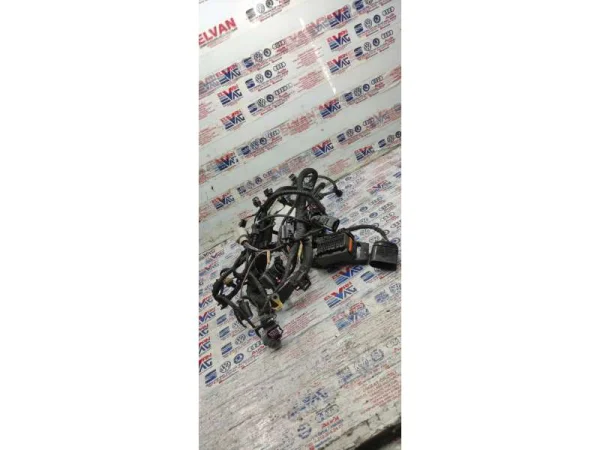 04E971595AH | Audi A4 Motor Elektrik Tesisatı VAG
