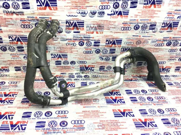 8W0121400B | Audi A4 Soğutma Suyu Borusu VAG