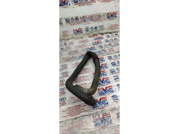 8W0145947D | Audi A4 Soğutma Suyu Hortumu VAG