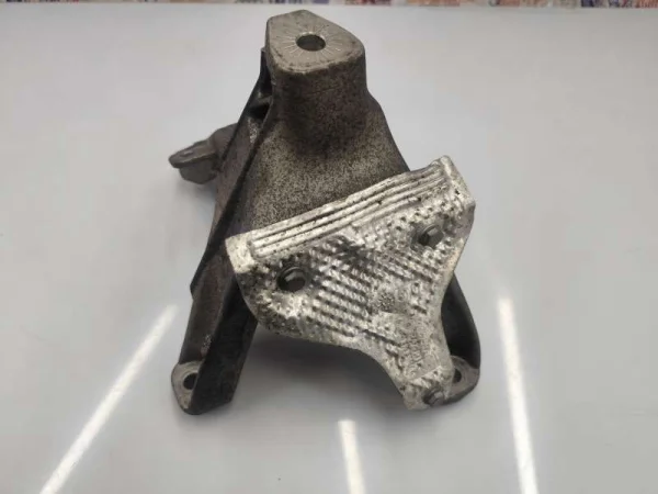 8K0199308AP | Sağ Motor Takozu | Audi A4, A5, Q5 VAG