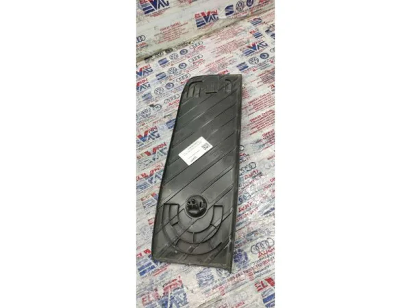 8W1864777 | Audi A4 Sol Ayak Dayama Yeri VAG