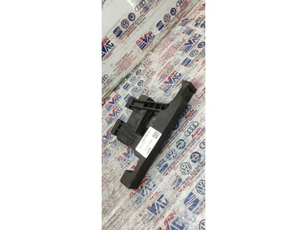 5G1861513B | Orta Konsol Montaj Braketi VAG