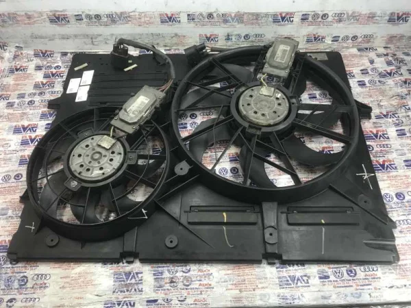 8A0121223A | Üst Radyatör Panjur Perdesi | VW Touareg - Audi 80 Serisi, Q7 - Seat Alhambra VAG