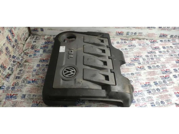 03L103925BG | Motor Üst Kapağı VAG