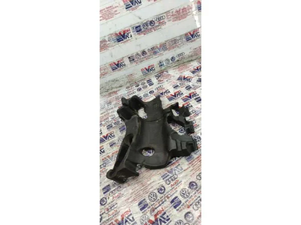 04L103954F | Motor Üst Kapak Muhafazası | Audi A4, A5, A6, Q5 VAG