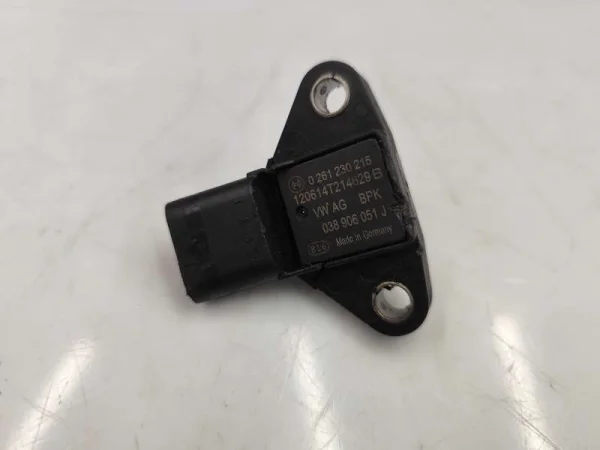 038906051J | Basınç Sensörü | VW Touareg - Audi A4, A5, A6, A7, A8 VAG