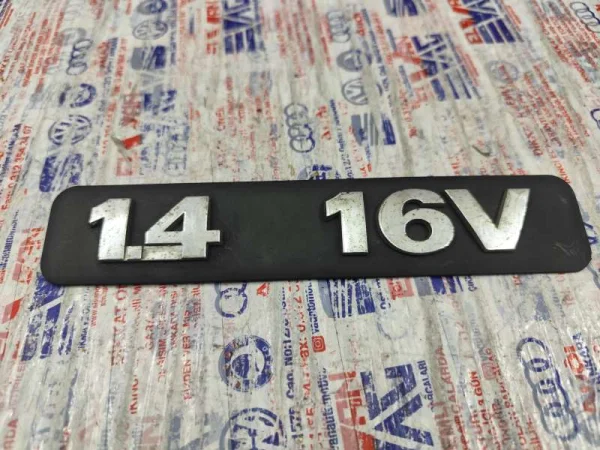 036103929E | Motor Üst Kapağı Yazısı | VW Bora, Caddy, Golf - Seat Cordoba, Ibiza - Skoda Octavia VAG