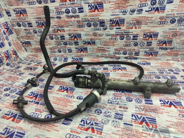 059130090BJ | VW Touareg Yakıt Dağıtım Borusu VAG