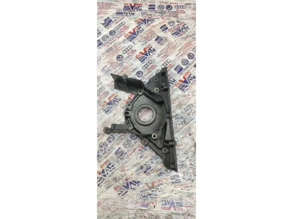 038103151 | Ön Krank Keçesi Flanşı | VW Bora, Golf, Jetta - Audi A3, A4 - Seat Alhambra VAG
