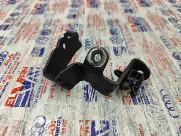 059971502J | Kablo Tutucu Braketi | Audi A4, Q7 VAG