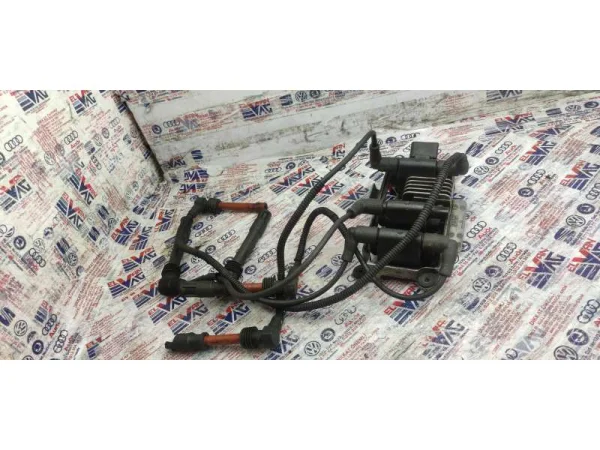 078129734A | Motor Kapağı Takozu | VW Passat - Audi A4, A6, A8, TT VAG