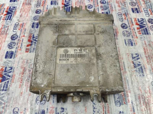 074906021A | VW Transporter Motor Beyni VAG