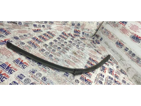 1K8955427A | VW Scirocco Arka Silecek Süpürgesi VAG