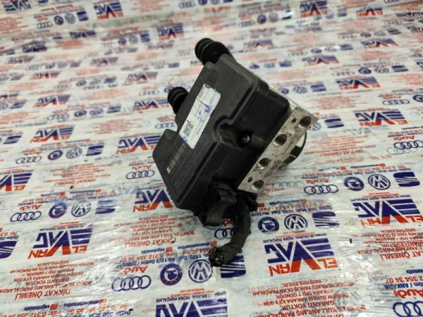 1K0973026 | ABS Beyni Soketi | VW Bora, Caddy, Golf - Audi A3 - Seat Altea, Leon VAG