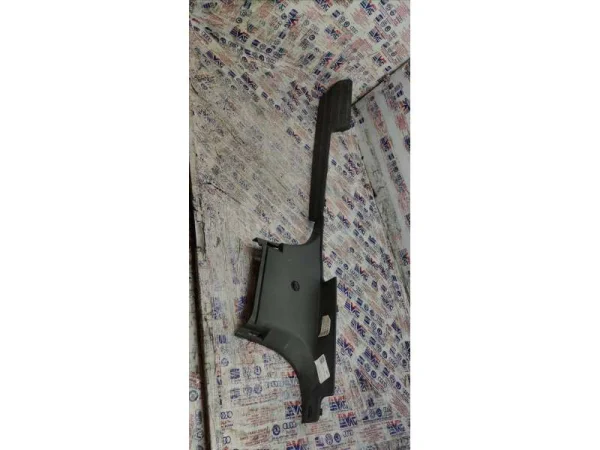 2H0863725D71N | VW Amarok İç Kapı Eşik Çıtası VAG