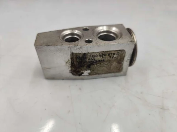 1K0820679E | VW Jetta Klima Genleşme Valfi VAG