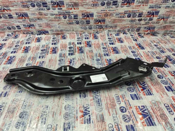 2G7806929A | VW Taigo Sol Far Üst Sacı VAG