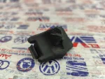 2H0805734A | VW Amarok Kaput Tutma Demiri Alt Plastiği - 2