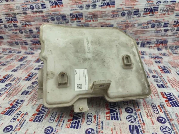 3C0955453N | VW Passat Far Yıkamalı Silecek Su Deposu VAG
