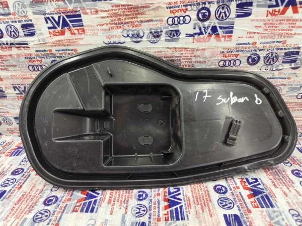 3V0839916D | Skoda Superb Arka Sağ Kapı Çıtası VAG