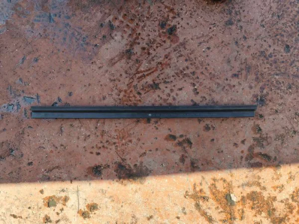 3T5839479 | Skoda Superb Arka Kapı Cam Fitili VAG