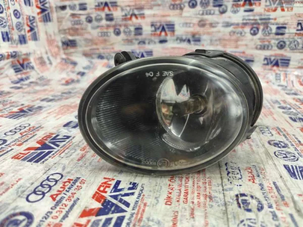 4F0941700 | Sağ Sis Farı | Audi A6, A8 VAG
