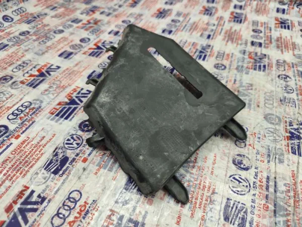 4G0807245C | Audi A6 Sol Sis Farı Çerçevesi VAG