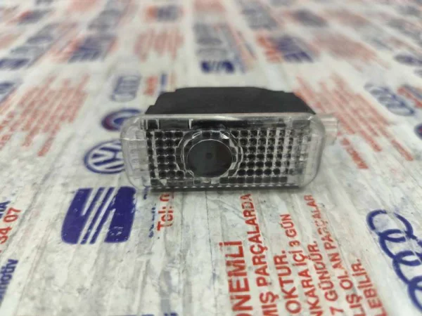 57A052133 | LED Sol Kapı Altı Logo Işığı | Skoda Karoq, Superb VAG