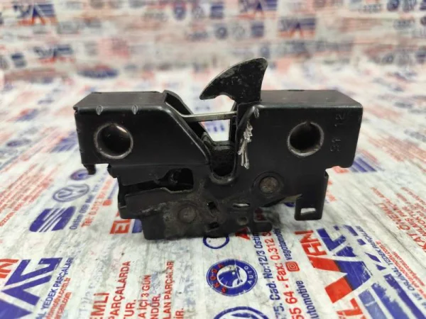 5C7823509A | Alt Motor Kaput Kilidi | VW Jetta, Vento VAG