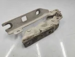 5K0823302C | Sağ Kaput Menteşesi | VW Golf, Jetta, Vento - 1
