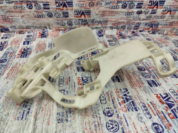 5N0839768C | VW Tiguan Dış Kapı Kolu Destek Sacı VAG