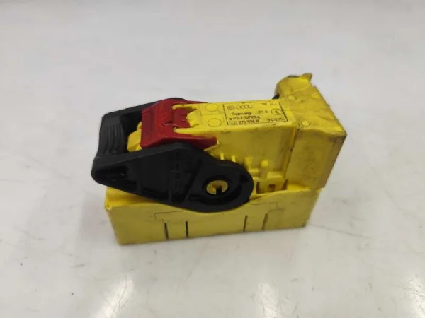 5Q0973374B | Konnektör Kapağı | VW Golf, Passat, Tiguan - Seat Ateca, Leon - Cupra Ateca VAG