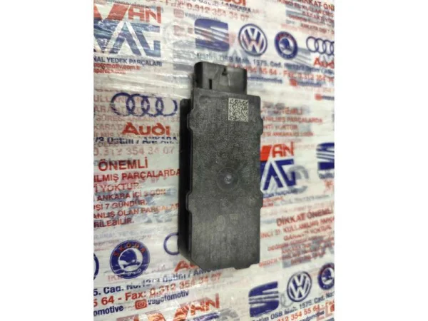 5WA962133B | Anahtarsız Giriş Anteni | VW Caddy, Golf, Transporter - Audi A3 - Seat Leon VAG