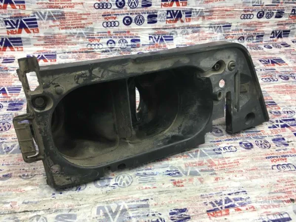 7E0201251H | VW Transporter Yakıt Dolum Ağzı VAG