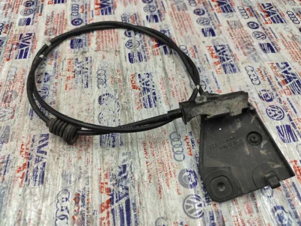 7L0823633F | Kaput Açma Kolu | VW Amarok, Touareg - Audi A1, Q7 VAG
