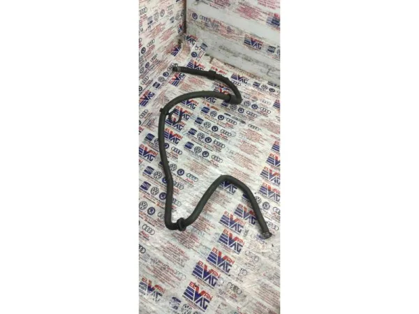 7L6122447C | VW Touareg Soğutma Suyu Hortumu VAG