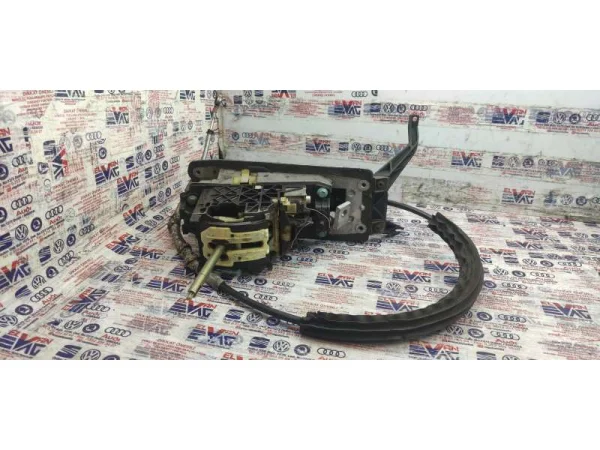 7L6713265 | VW Touareg Vites Değiştirme Halatı VAG