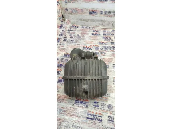 8E0129955B | İntercooler Damperi | Audi A4, A5, A6, Q5 VAG