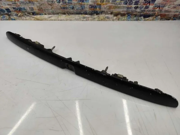 8D9943021 | Arka Plaka Lambası | Audi A3, A4 VAG