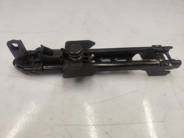 8K0857833C | Emniyet Kemeri Yükseklik Ayar Mekanizması | Audi A4, Q5 VAG